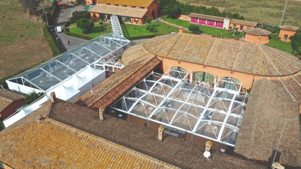 corte di arenaro tents