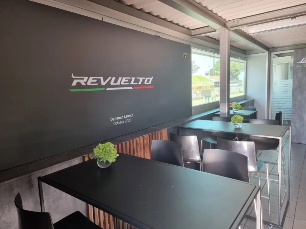 lamborghini revuelto lounge prive